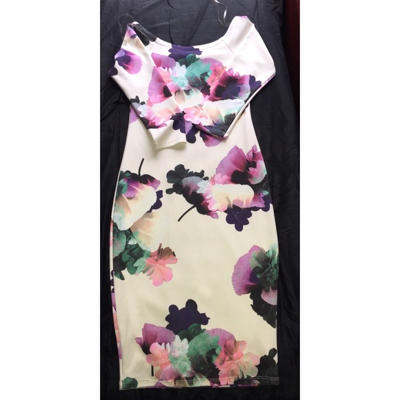 Dress - Picture 2 of 2